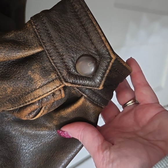 Eddie Bauer Men's Brown Leather Jacket Small - Picture 5 of 7